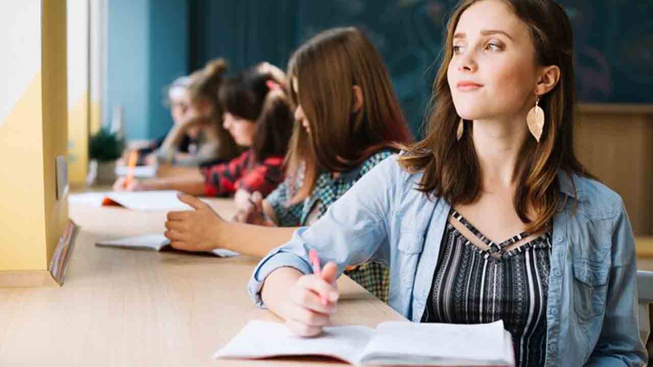 TS Inter Exams | ఇంటర్మీడియేట్ పరీక్ష ఫీజు చెల్లింపు తేదీలు ఖరారు.. బోర్డు ఫీజు ఎంతంటే..